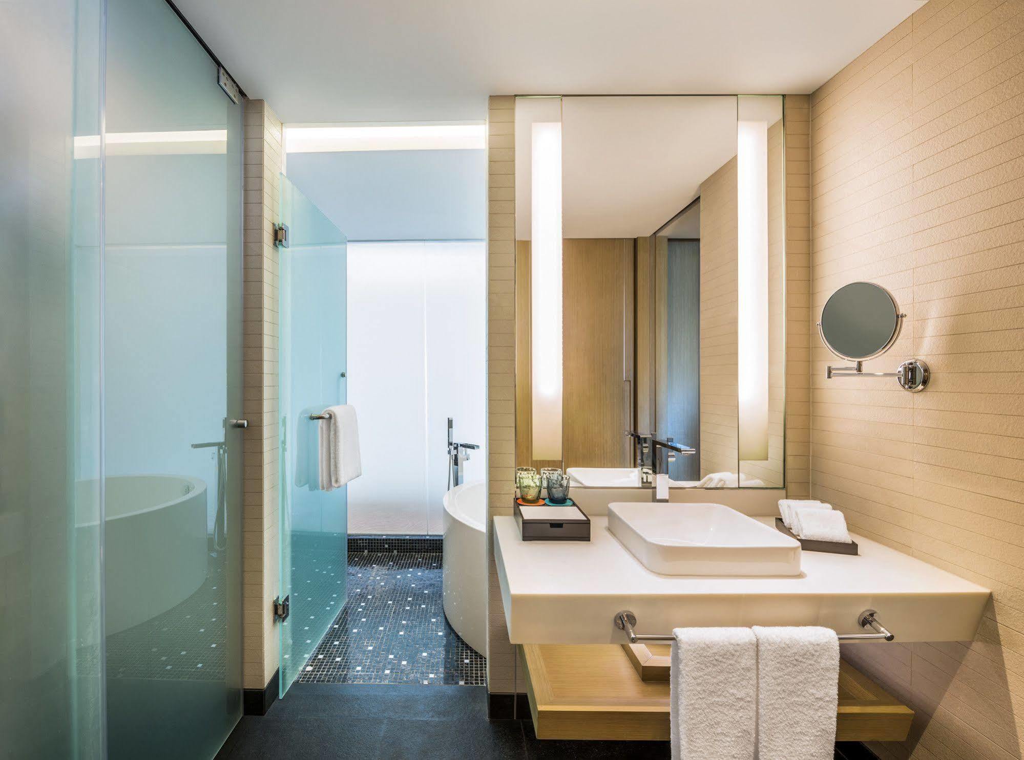 Le Meridien Qingdao West Coast Resort Exterior foto